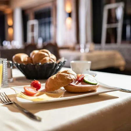 Hotel Stockerwirt 3*