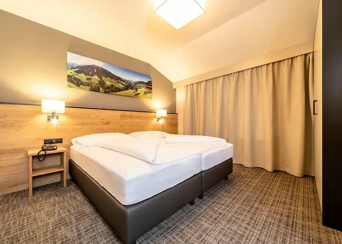 Stockerwirt Szálloda 3*