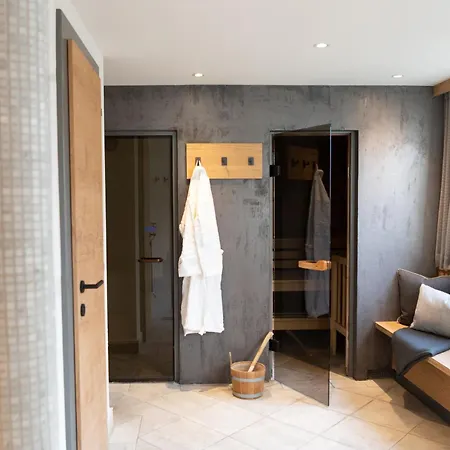 ホテル Stockerwirt 3*