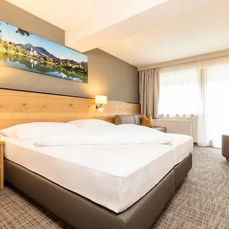 ホテル Stockerwirt