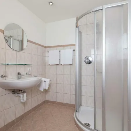 Stockerwirt ホテル 3*